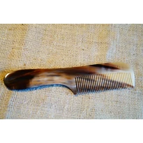 Közepes nyeles fésű 19,5 cm Közepes nyeles fésű 19,5 cm