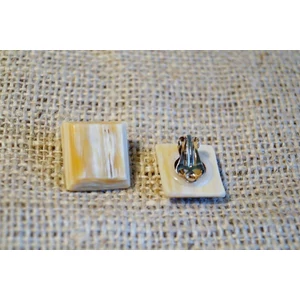 Négyzetes fülklipsz